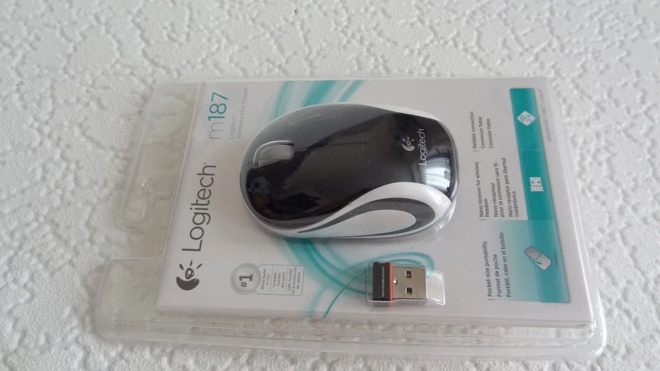 Logitech M187 Mini Mouse Black - Image 2 of 4