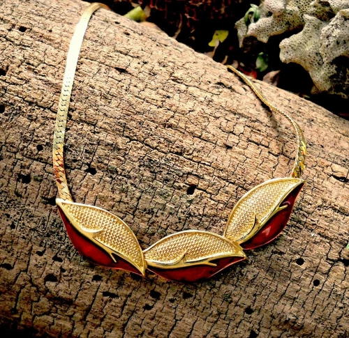 Trifari gold with red enamel leaf necklace, vintage 1960's bib style - Picture 1 of 4