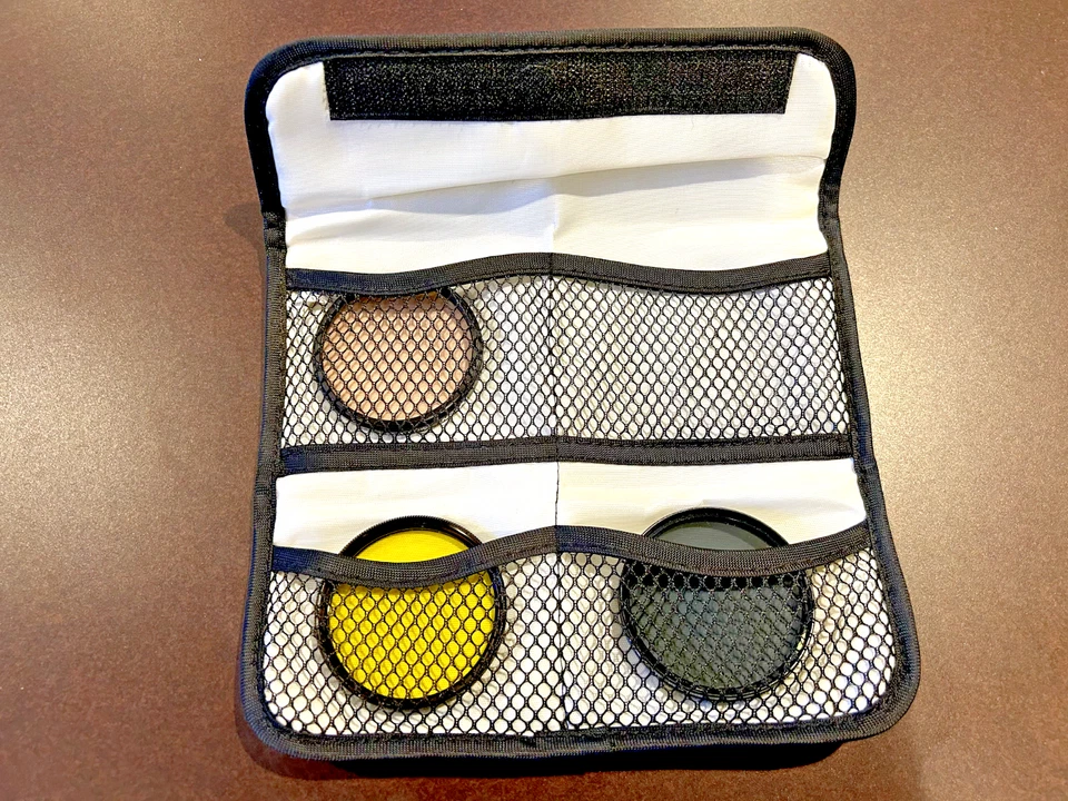 Tiffen 3-piece 55mm lens filter kit - Image 2 of 4