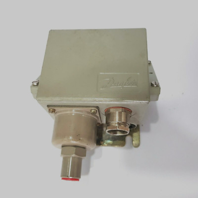 DANFOSS KPS 33 Druckschalter PRESSURE SWITCH 060-3138 418