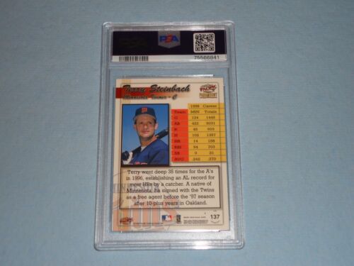1999 Pacific Paramount Holo Silver Card Terry Steinbach 137 PSA 9 Mint 75566841 - Picture 2 of 2
