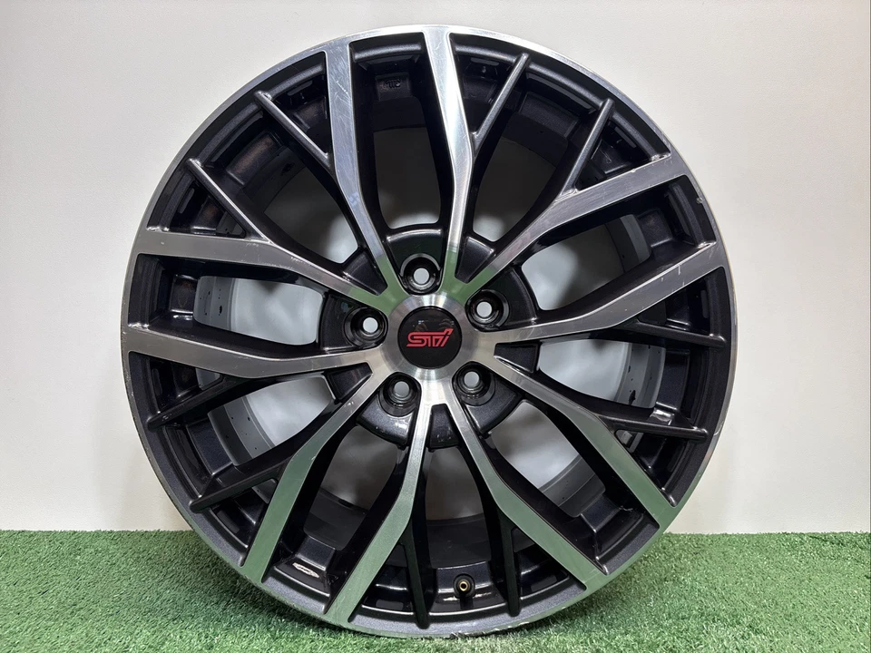 ✅ Llanta 2018 2019 2020 2021 Subaru WRX STI 19" GRIS MECANIZADO FABRICANTE DE EQUIPOS ORIGINALES 🖍️ DOBLADA Foto 2 de 4