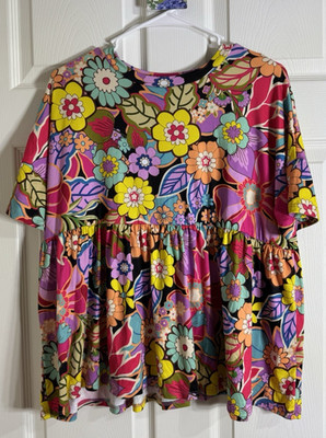 Haptics Holly Harper Floral Babydoll Top Bright Cheery Womens Small