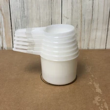 Tupperware Measuring Cups 6 White Milk Opaque Nesting USA 761 Complete Set