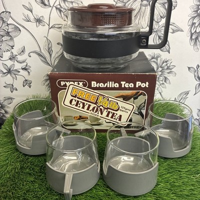 Vintage Pyrex Brasilia Teekanne & 4 Vintage grau Pyrex Trinkbecher 