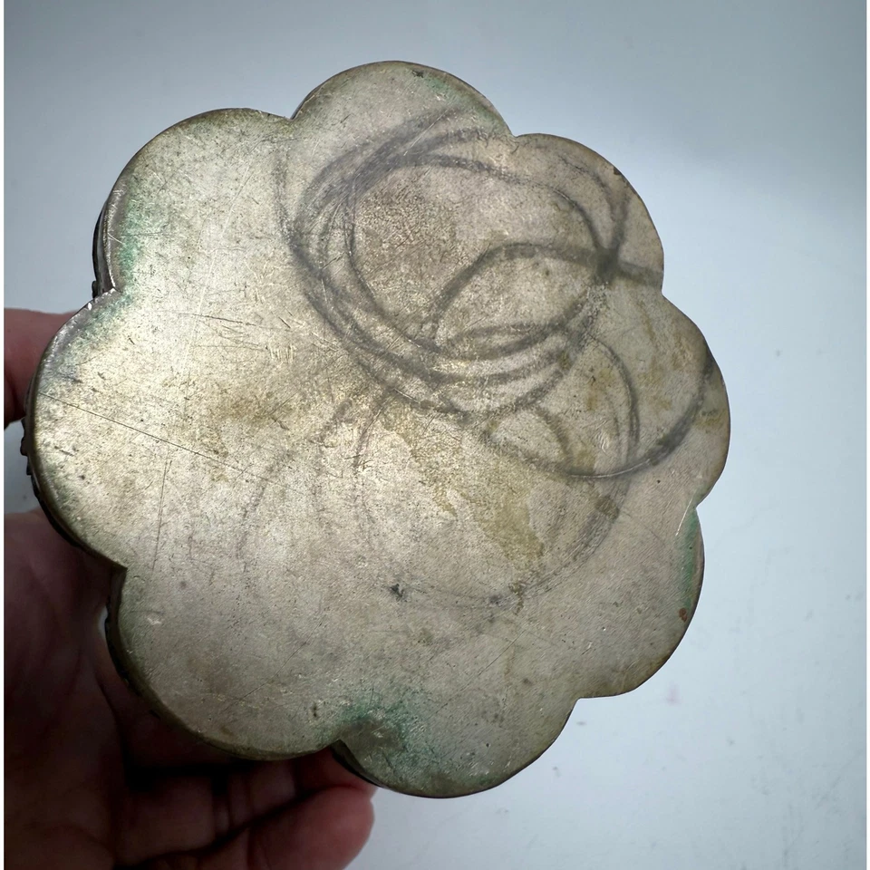 Antiguo carrito de té chino del siglo XIX plateado con tapa de disco bi de jade Foto 4 de 4