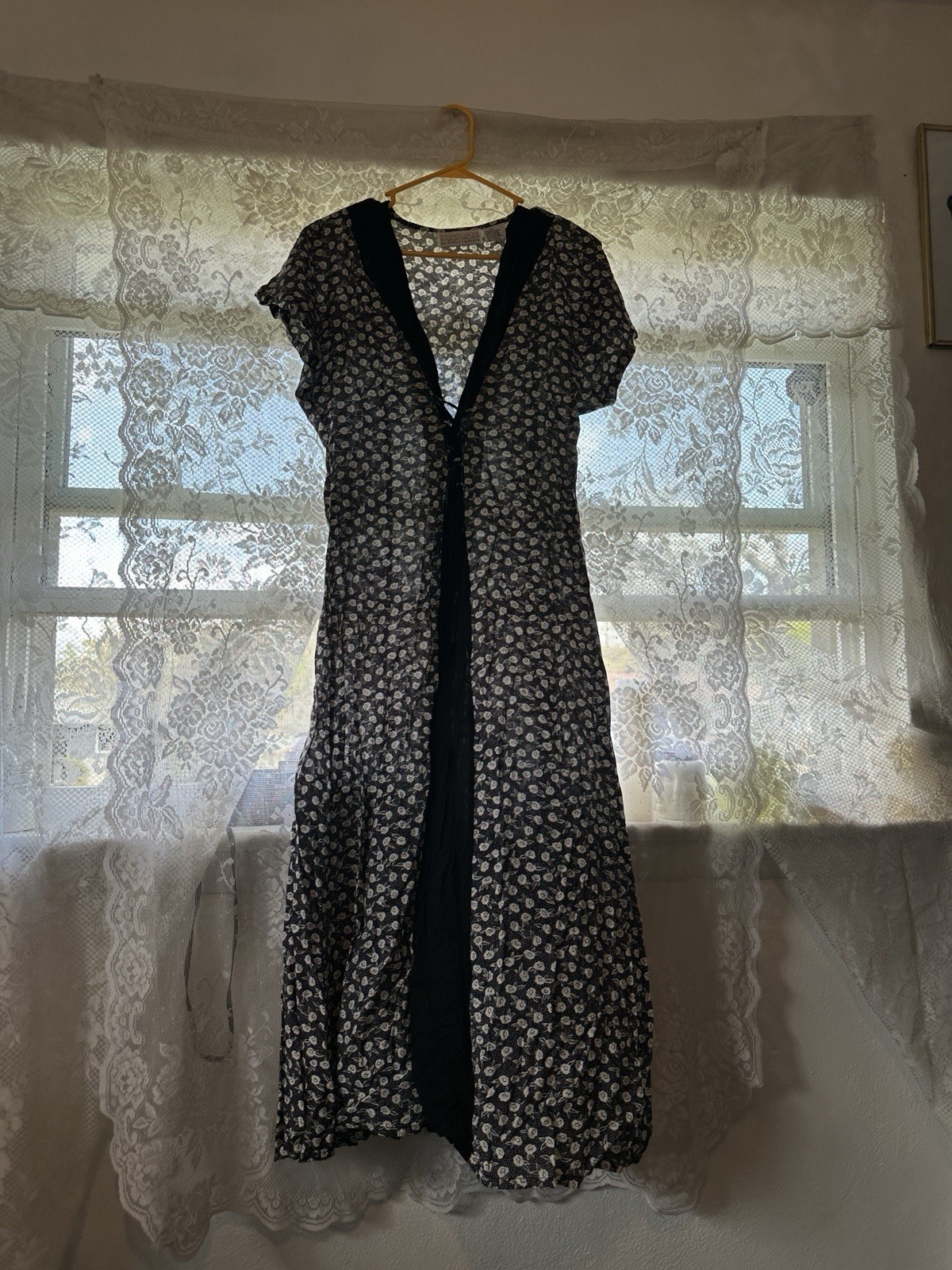 Vintage Passports of Pier 1 Imports Black White Long dress