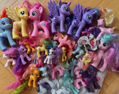 My Little Pony  Lot 10+ Plastic Figures, Fluttershy Pinkie Pie Twilight damaged