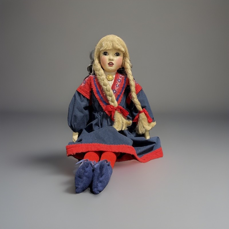 Mirja Gunwald Hanmade Blonde Doll in Braids Finland - Vintage and Rare (M)