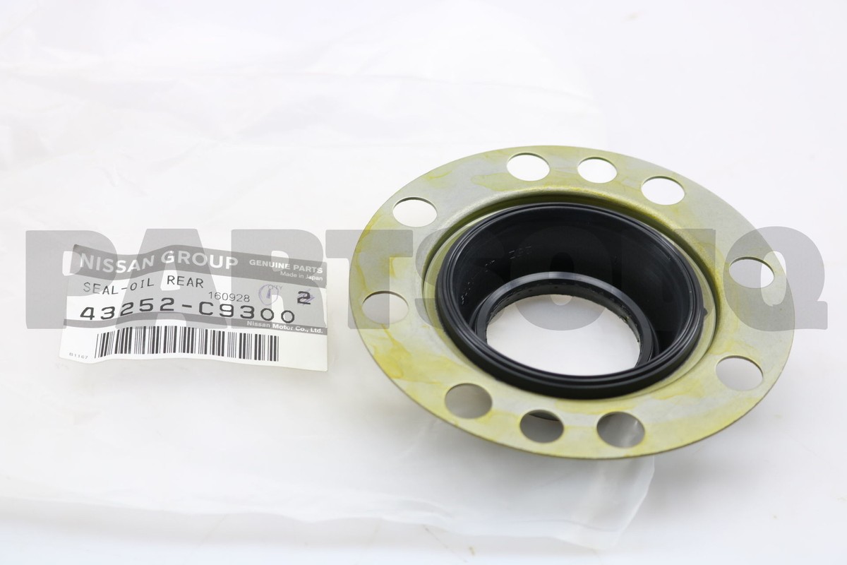 43252C9300 Genuine Nissan SEAL-OIL,REAR AXLE SHAFT 43252-C9300 | eBay