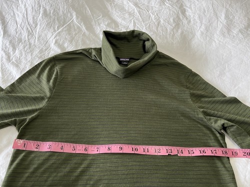 Patagonia | Women’s SZ Small Mainstay Turtleneck | Green Stripe Lightweight - Picture 5 of 9
