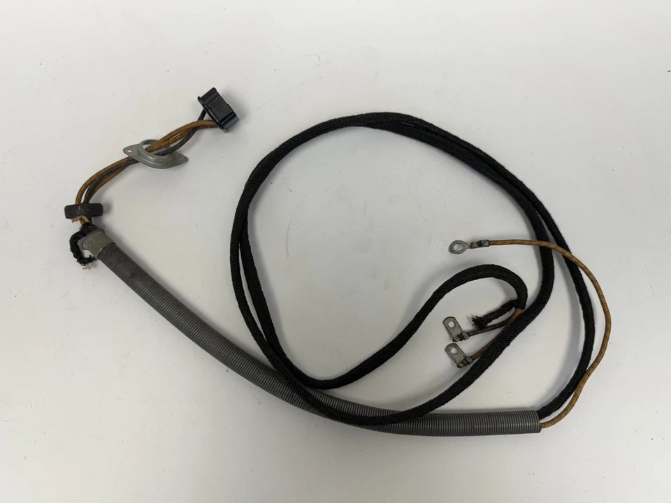 Conjunto de cable y enchufe de faros Plymouth P14 1942 975452 nuevo de stock Foto 4 de 4