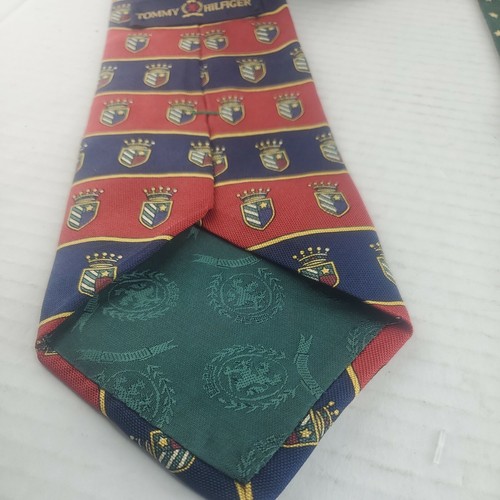 VTG Tommy Hilfiger necktie Shield crown And Lion symbol - Picture 5 of 7