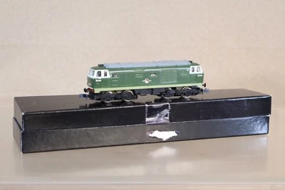 PECO WILLS ARNOLD REPAIR N KIT BUILT BR CLASS 35 HYMEK DIESEL LOCOMOTIVE D7008 - Image 1 of 4