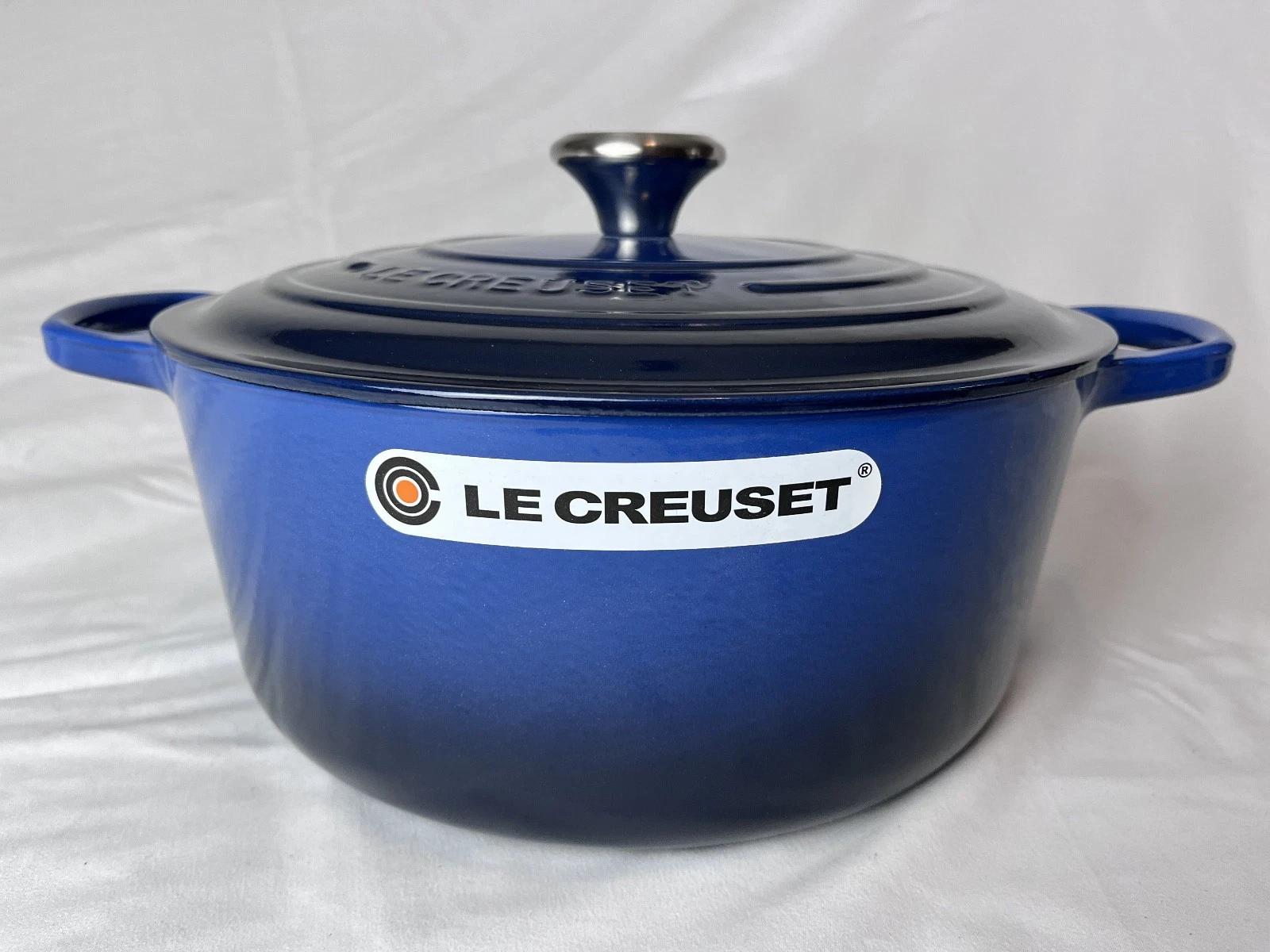 Le Creuset Enameled Cast Iron Signature Round Dutch Oven 7.25Qt #28 Lapis Blue