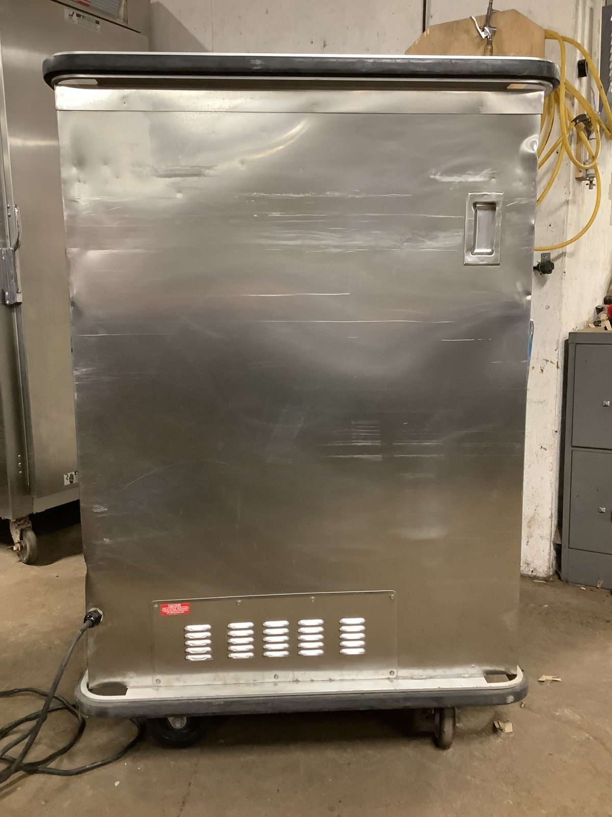 Warmer FWE UHG-7 190 degrees Insulated Holding Cabinet 120V 1PH Tested