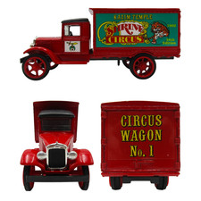 Vintage 1992 ERTL Shrine Circus Truck Coin Bank Wagon 1 1931 Hawkeye Kazim Red
