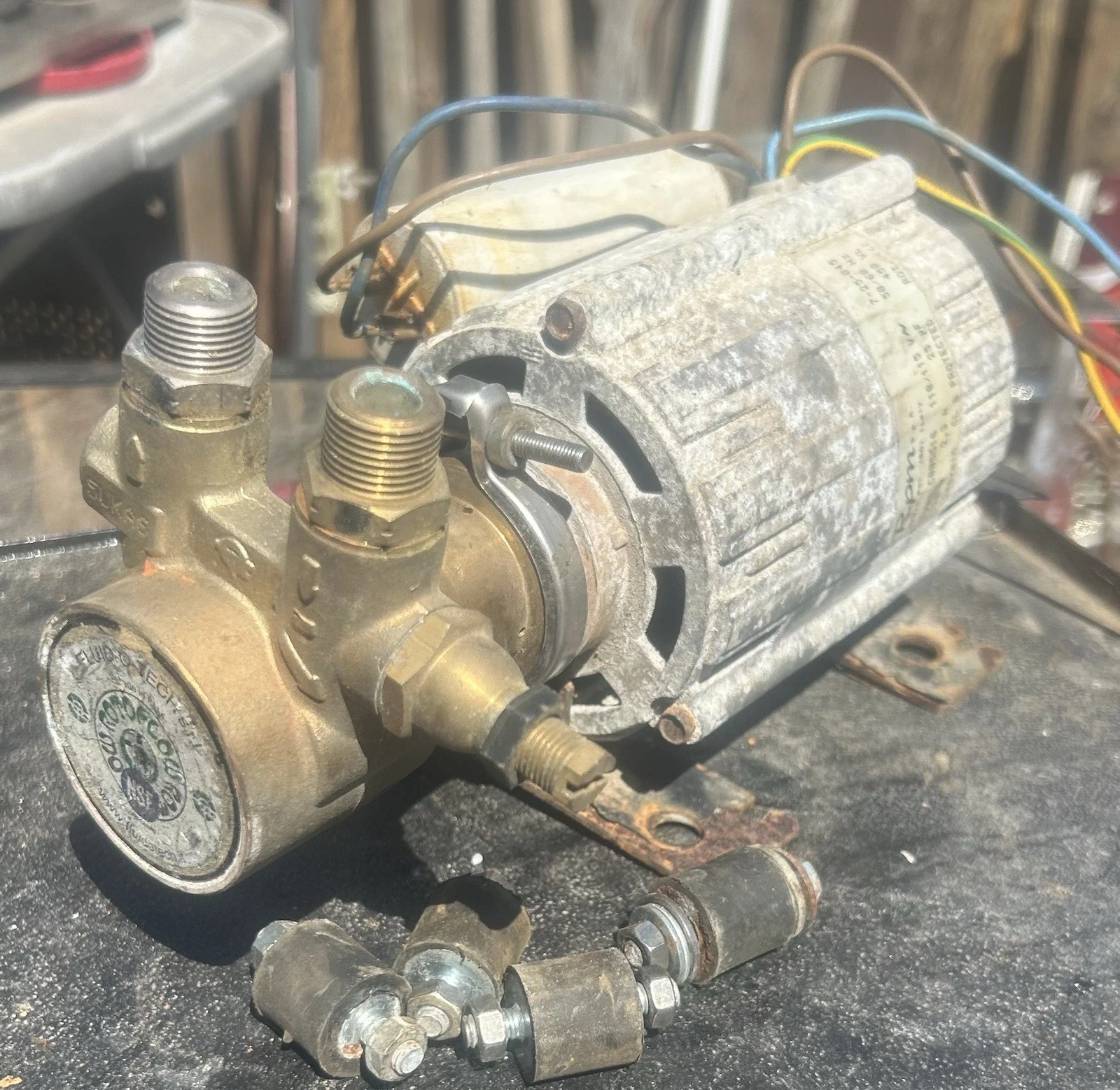 Fluid-O-Tech 5UKA6 Rotary Vane Pump 110/115V Pump Motor