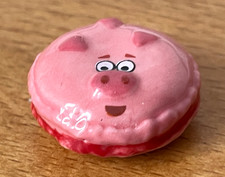 Adorable Fève Macaron Rose Cochon Fraise ❤️ Galette des Rois French Charm