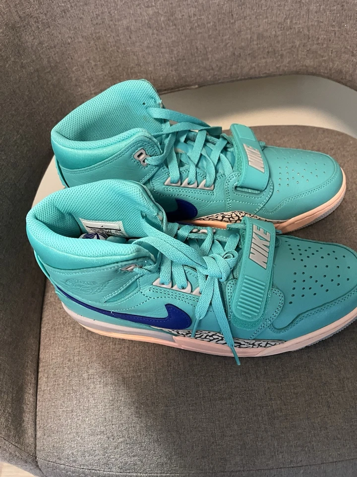 Air Jordan Legacy 312 Hyper Jade Talla 8.5 Foto 4 de 4