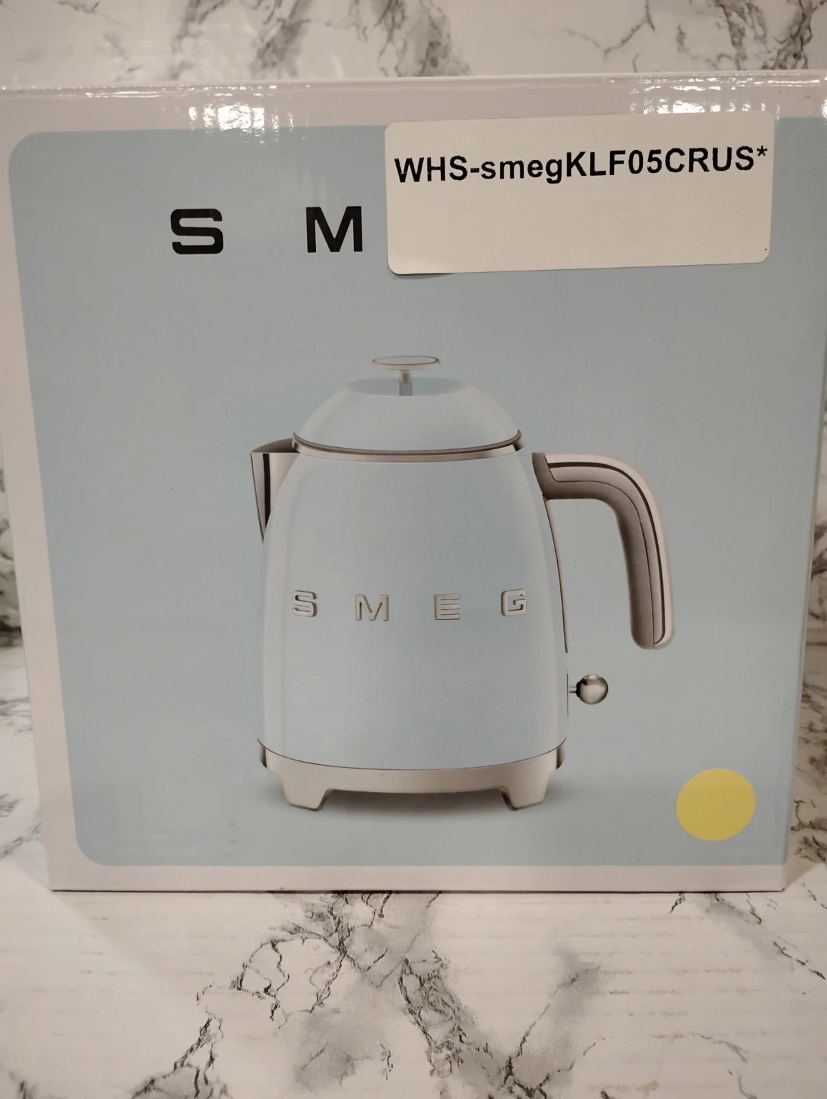 SMEG Retro Electric Mini Kettle Model KLF05CRUS in Creme
