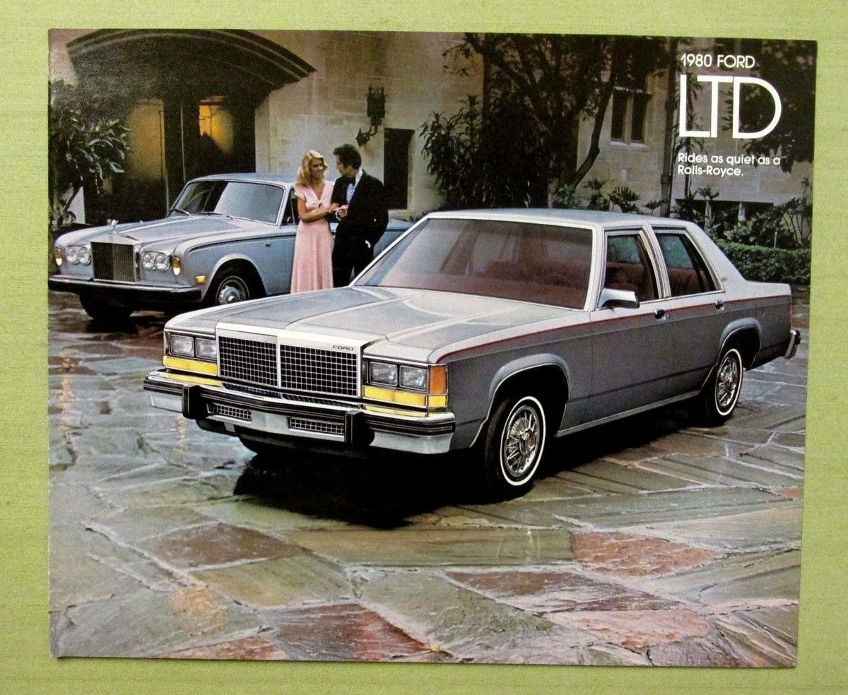 1980 ORIGINAL FORD LTD BROCHURE Crown Victoria Wagons Camping