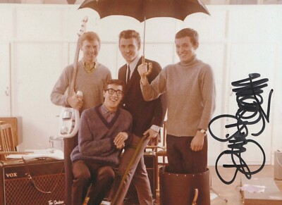 Brian Bennett Hand Signed 7x5 Inch Photo music The Shadows