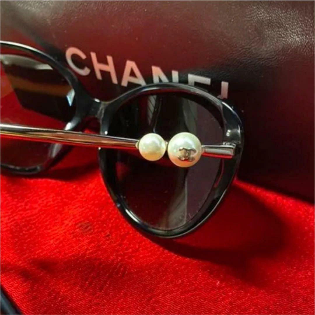 Auth CHANEL CC Logo Pearl Sunglasses Black 5338-H-A c.501/S8 Used from Japan