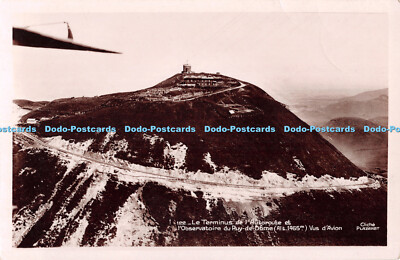 R506168 Le Terminus de l Autoroute et l Observatoire du Puy de Dome Vus d Avion