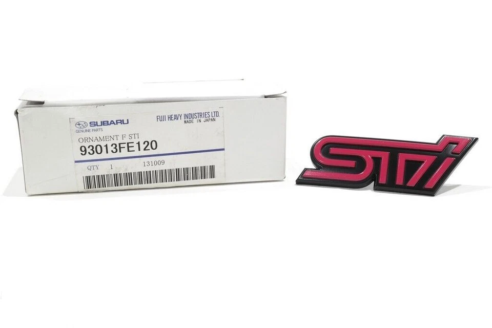 Insignia emblema parrilla delantera rosa Subaru Impreza WRX STi 2005 fabricante de equipos originales nuevo 93013FE120 Foto 3 de 3