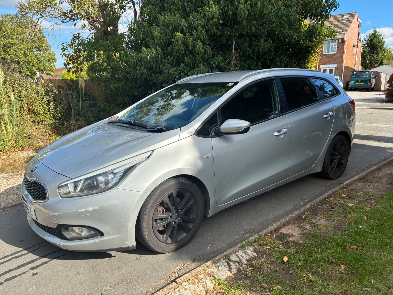 *CHEAP DIESEL ESTATE CAR* 2013 KIA CEED 1.6 CRDI *£35 TAX + MOT SEPT 2027*