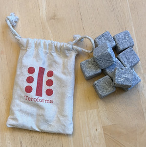 Teroforma Reusable Whiskey Stones/Rocks Gray Square Stone w/ Pouch 9 Pack