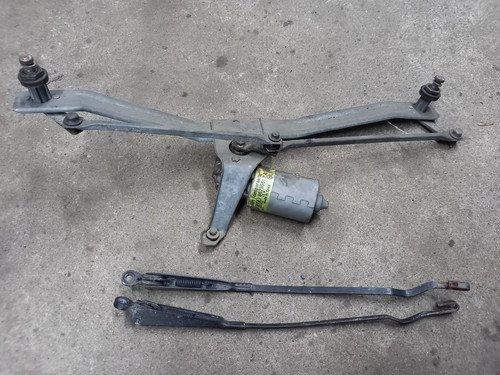 VW Polo 86c 2F Scheibenwischer Gestänge Motor Vorne Wischerarme 867 955 113 A