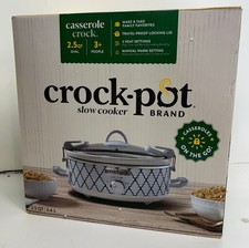 Crock-Pot 2.5 Qt. Casserole Crock Oval Slow Cooker White/Blue Pattern