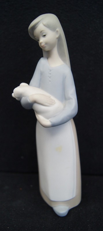 LLADRO Porcelain Figurine #1011 Girl With Pig 7" 1969 SPAIN