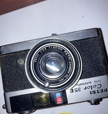 PETRI Color 35E Rangefinder 40mm FULLY AUTOMATIC Film Camera
