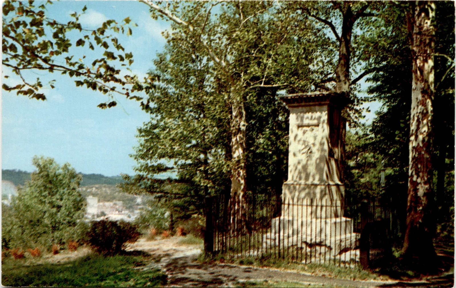 DANIEL BOONE'S GRAVE, FRANKFORT, KENTUCKY, Frank Postcard