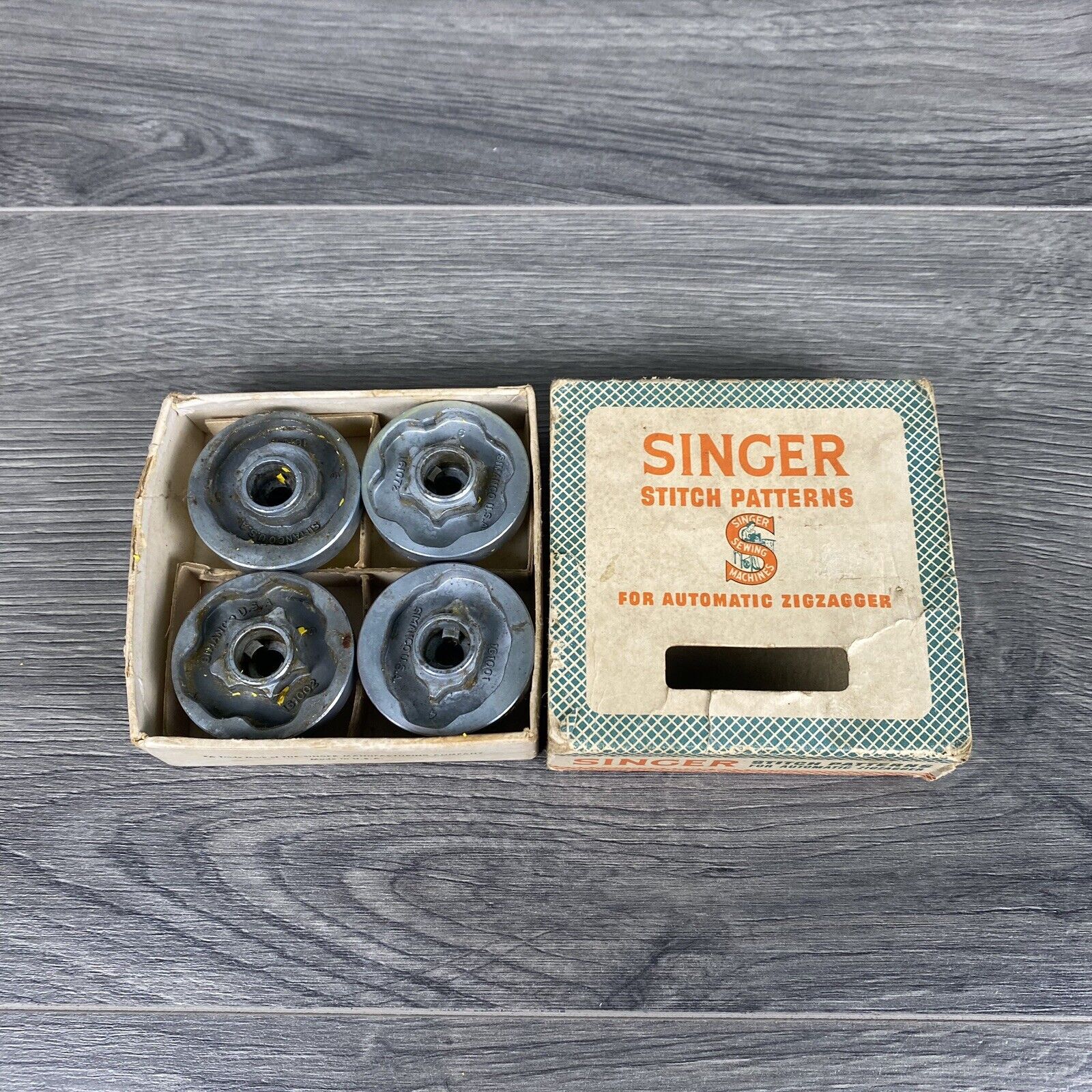 Vintage Singer Automatic Zigzagger STITCH PATTERNS 161001 161002 161071 161072 Laagste prijs, 2022