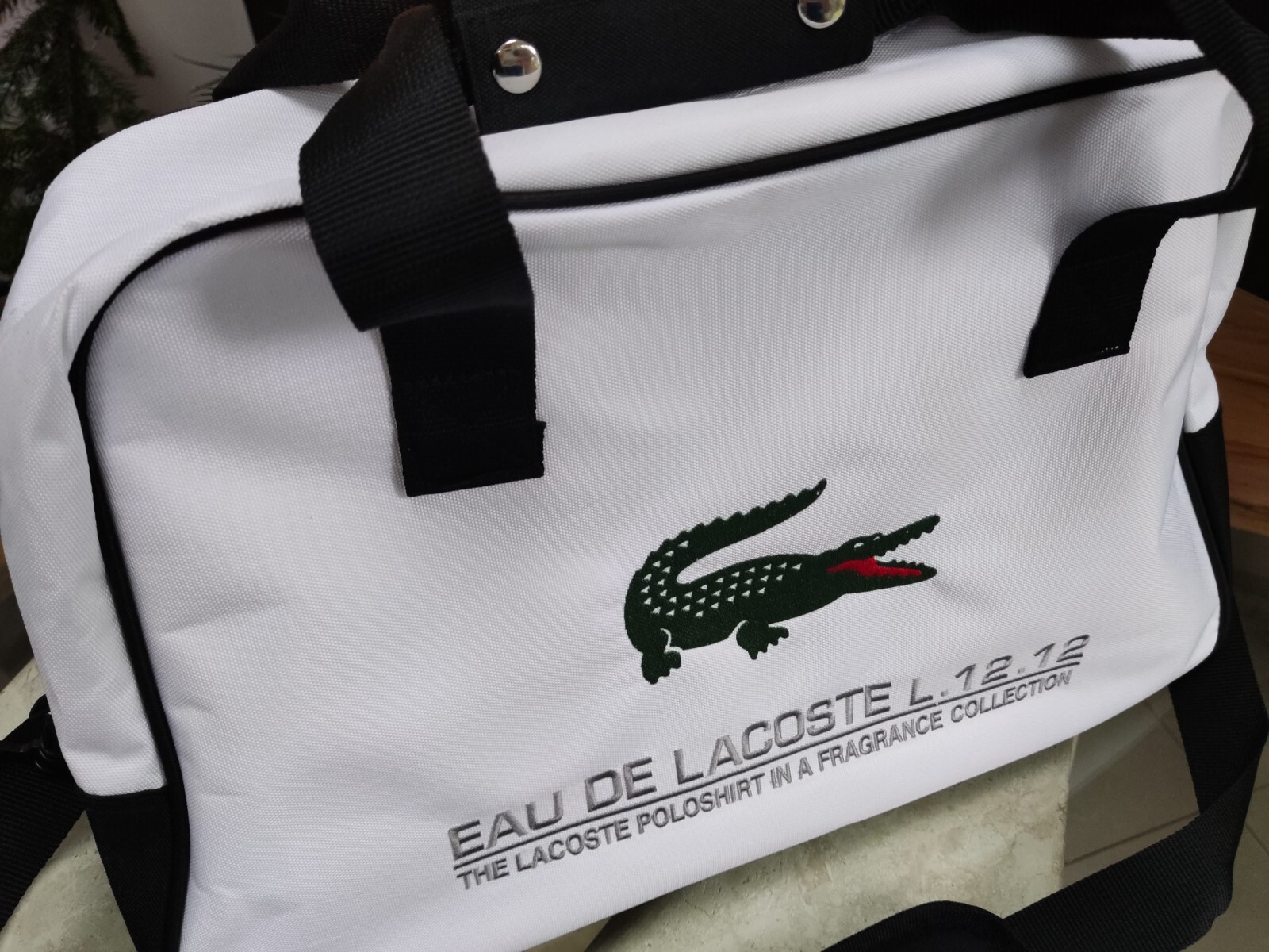 LACOSTE Bag White Mens Gym Travel Overnight White Green Crocodile New
