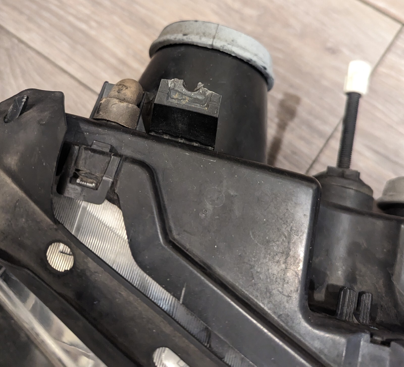 2004 Chrysler Crossfire Headlight Assembly Passenger Side eBay