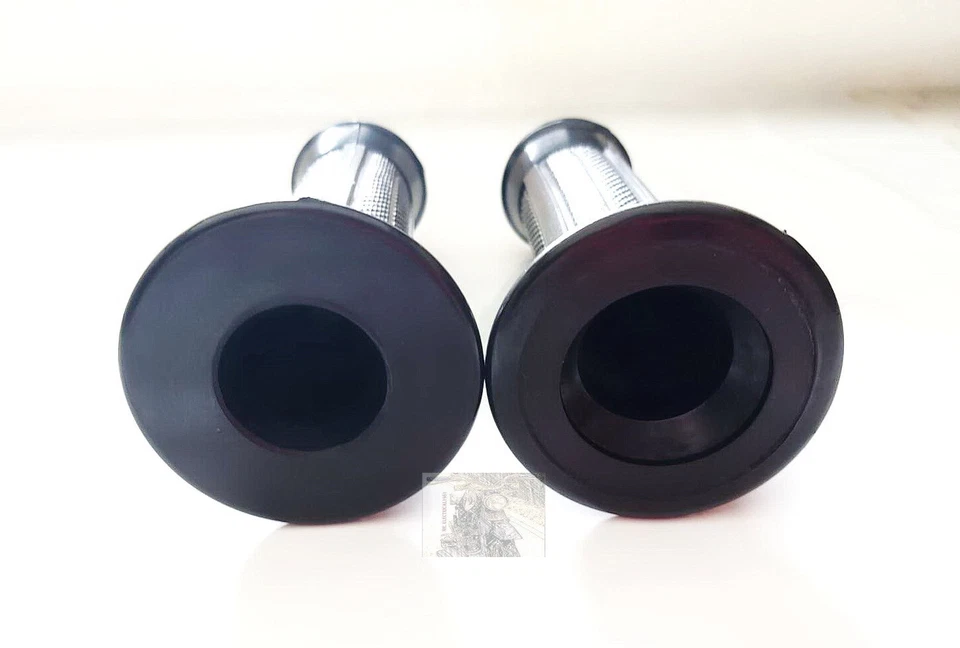 PARA Suzuki RG50 RG125 RG150 RG200 RG250 RG500 Gamma Grip borracha L/R novo - Imagem 3 de 4