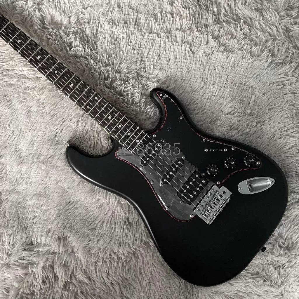 Matte black fender stratocaster deals