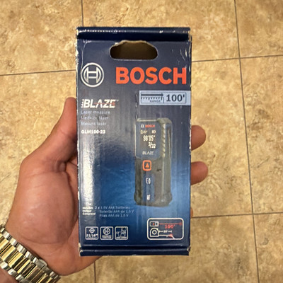 Bosch BLAZE GLM100-23 Laser Distance Measurer 100 ft Backlit Display