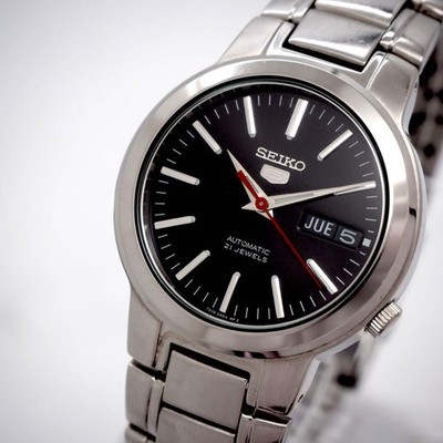 167 working SEIKO watch black automatic winding Seiko Five day date