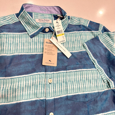 NWT Tommy Bahama Medium Coconut Point Island Zone Hawaiian S/S