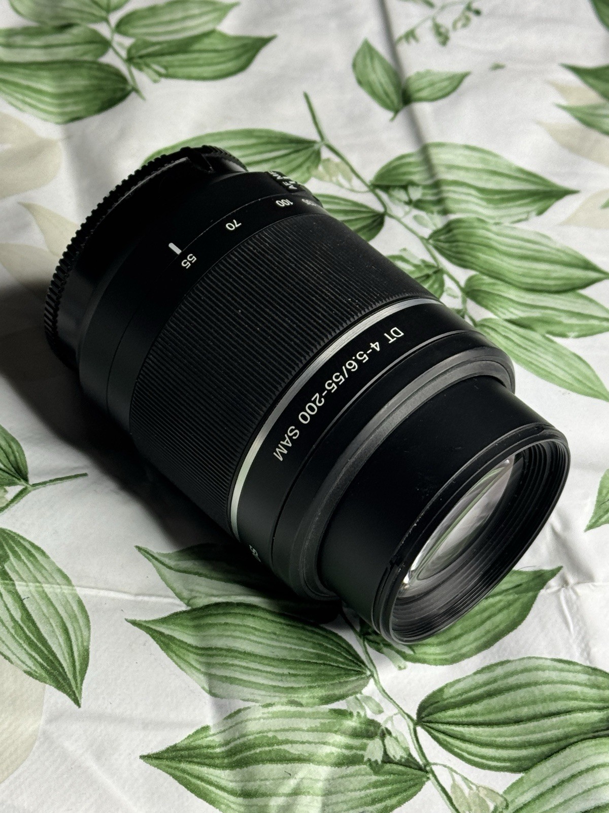 Sony 4-5.6/55-200 SAM 55mm aperture A mount, faulty image 2
