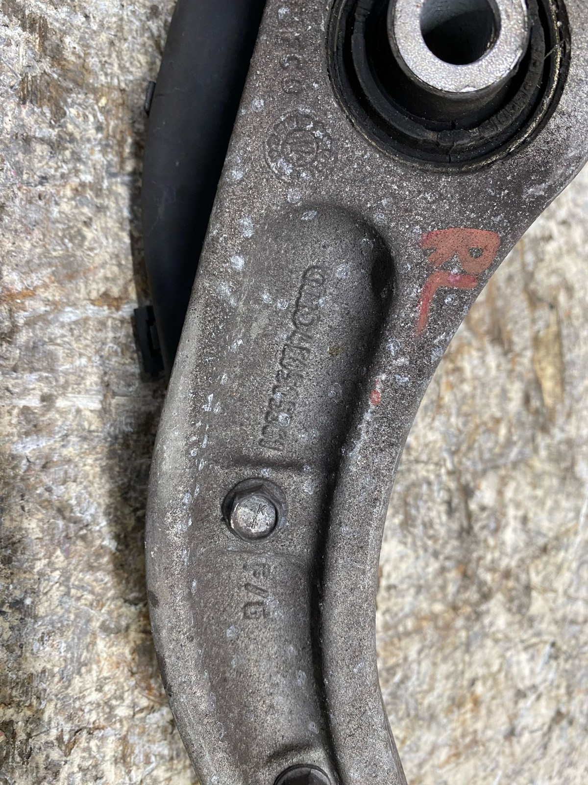 Bentley Flying Spur 2013-2019 REAR+LEFT Control arm