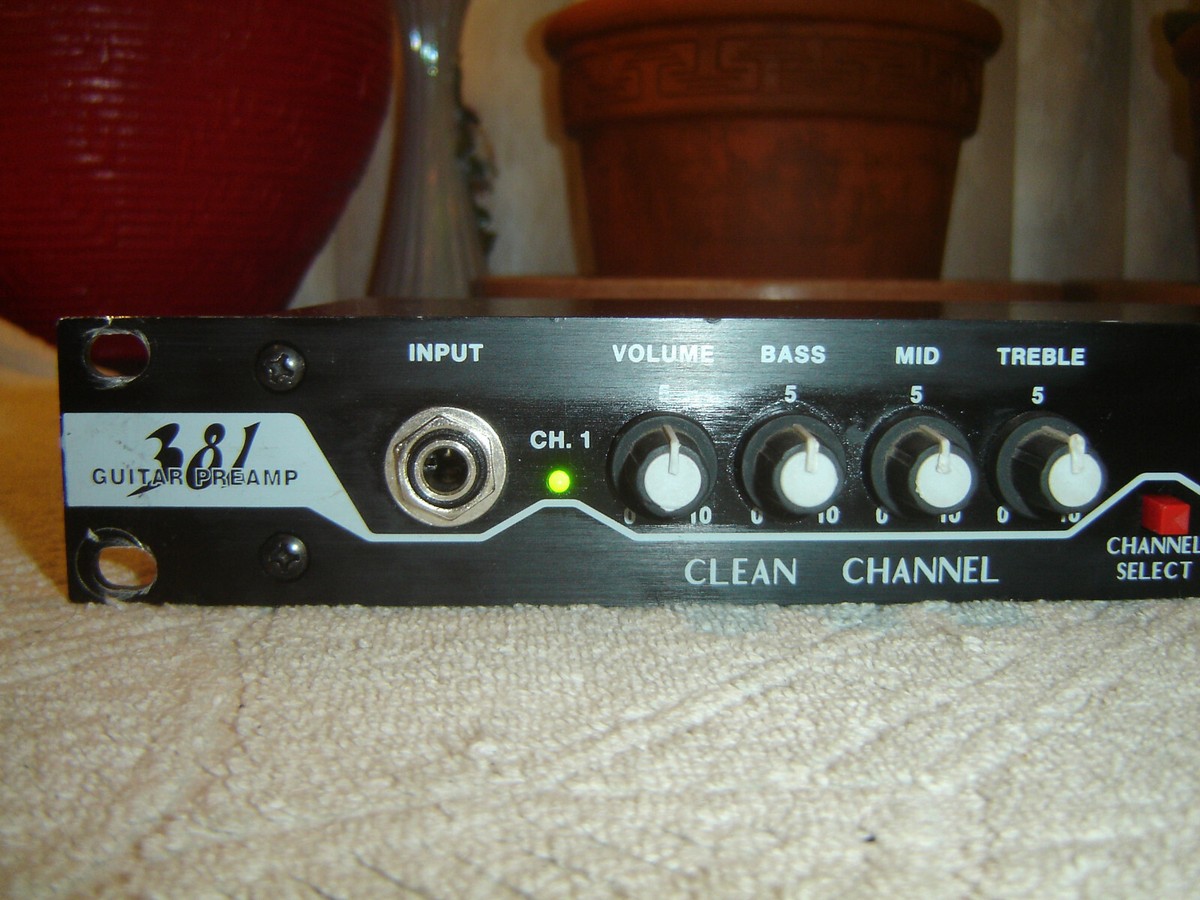 BBE Sound 381, Guitar Preamp, 2 Channels with Equalizers, Vintage