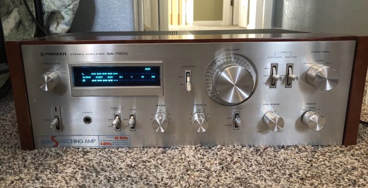 Beautiful Pioneer SA-7800 Stereo Integrated Power Amplifier Beautiful Pioneer SA-7800 Stereo Integrated Power Amplifier