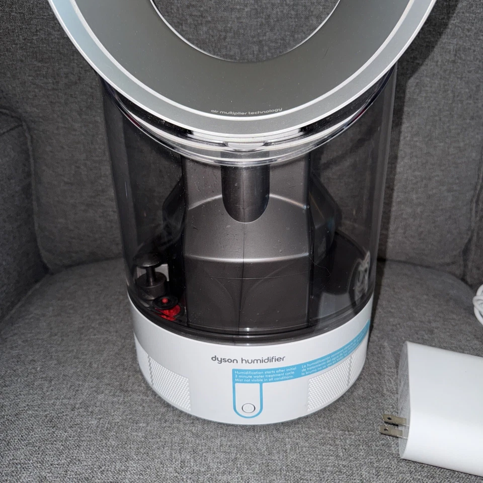Dyson AM10 0.8 Gallons Humidifier & Fan - White/Silver - Image 2 of 4
